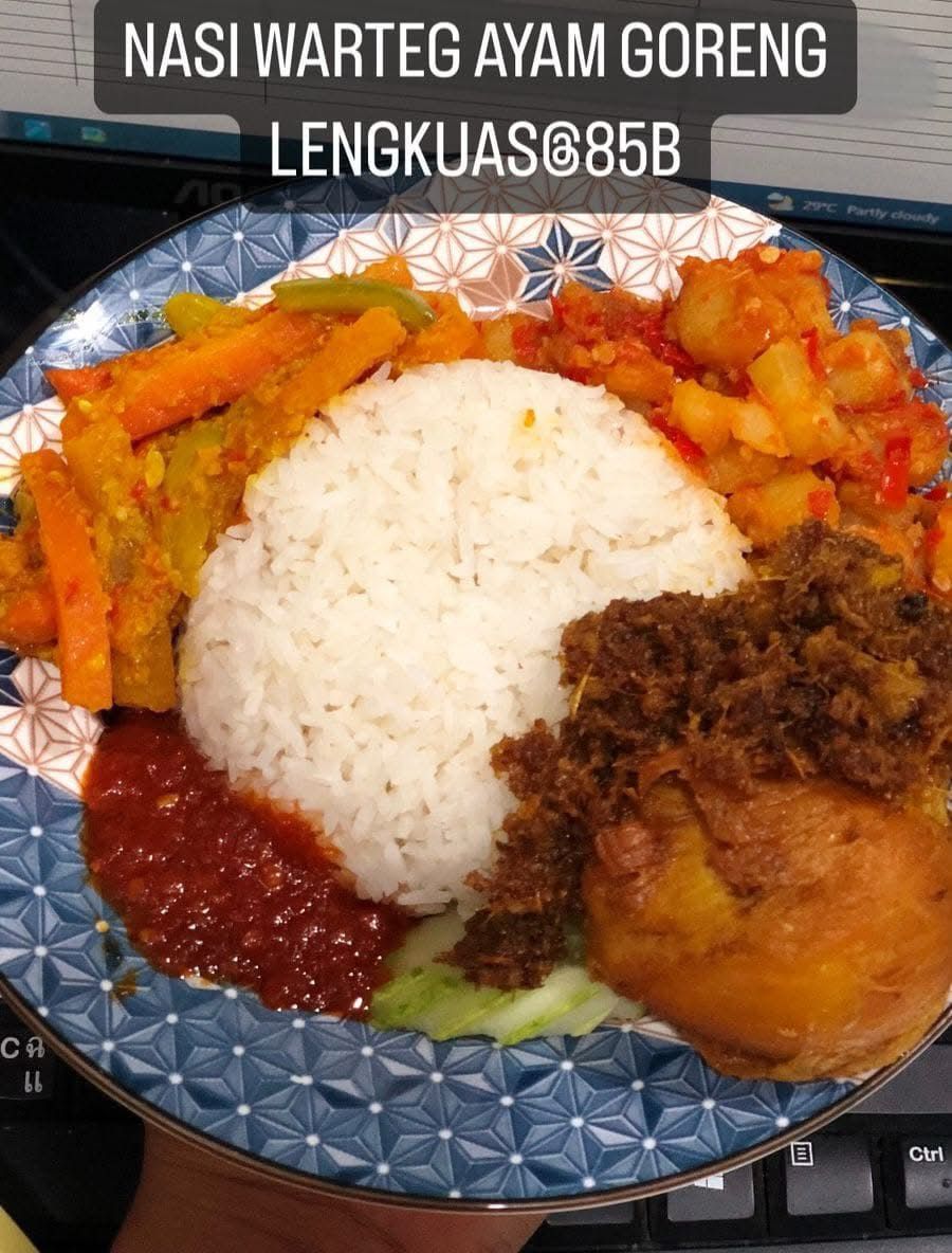 Nasi Warteg Ayam Goreng CKRESTO